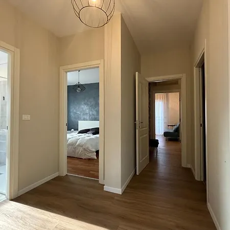 Giotto 2 Apartment